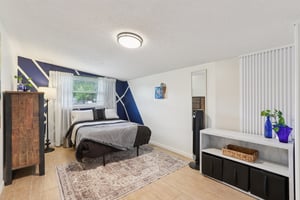 N Glen Ave-S0704-033.jpg