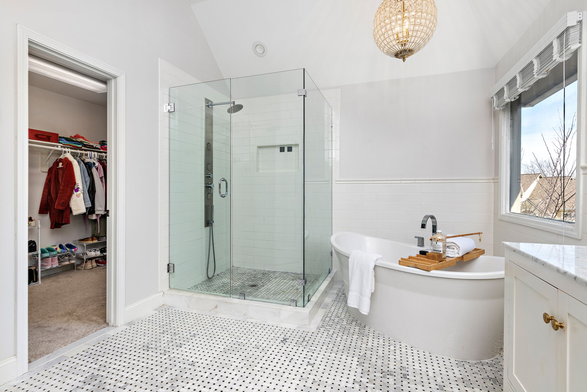  Photo 66