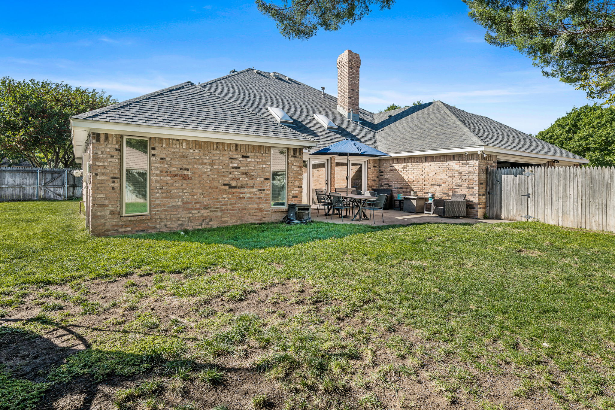 7806 Christina Ave 04