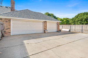 7806 Christina Ave 05