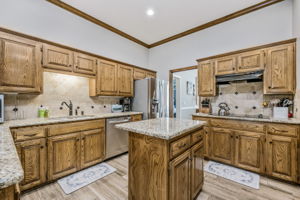 7806 Christina Ave 17