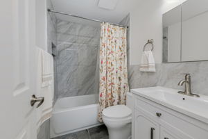 Updated Primary full bath!
