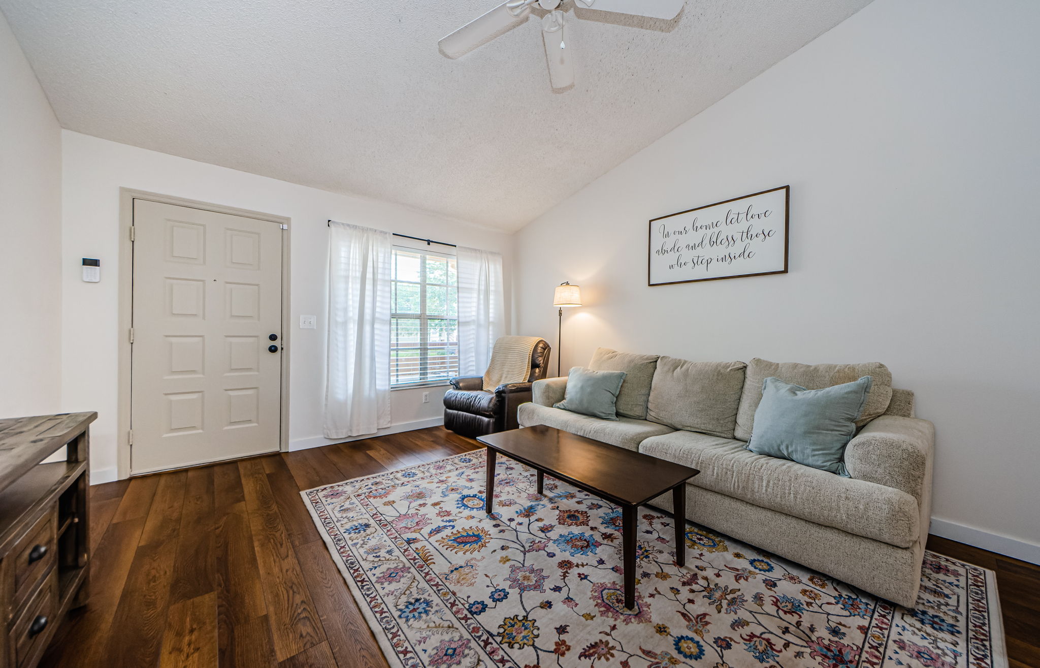 Living Room 2-3