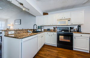 Kitchen 2-3