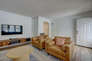 W 65th St-018