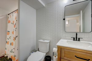 W 65th St-062