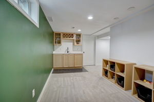 W 65th St-053