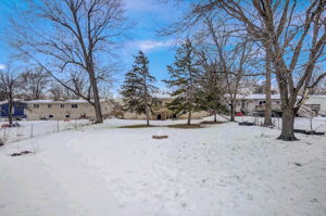 W 65th St-078