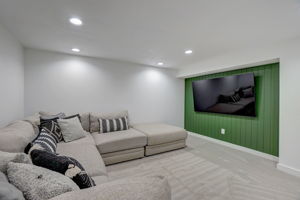W 65th St-059