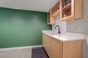 W 65th St-056