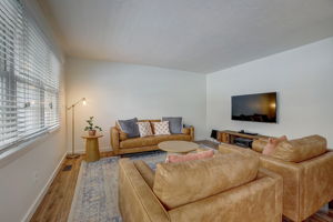 W 65th St-016