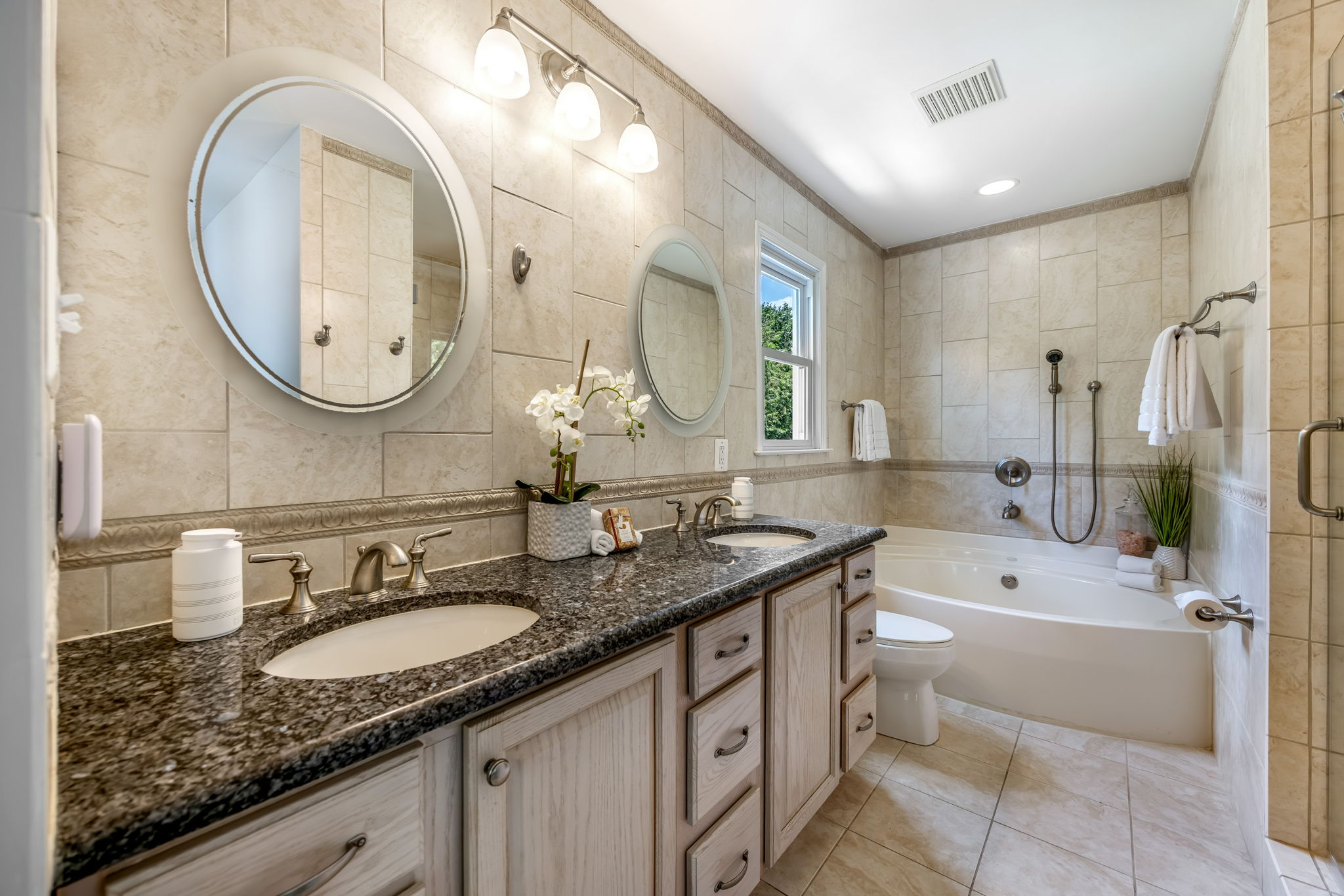 Primary Bathroom with Soaking Tub & Shower
