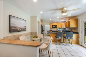 Updated eat-in Kitchen with breakfast bar