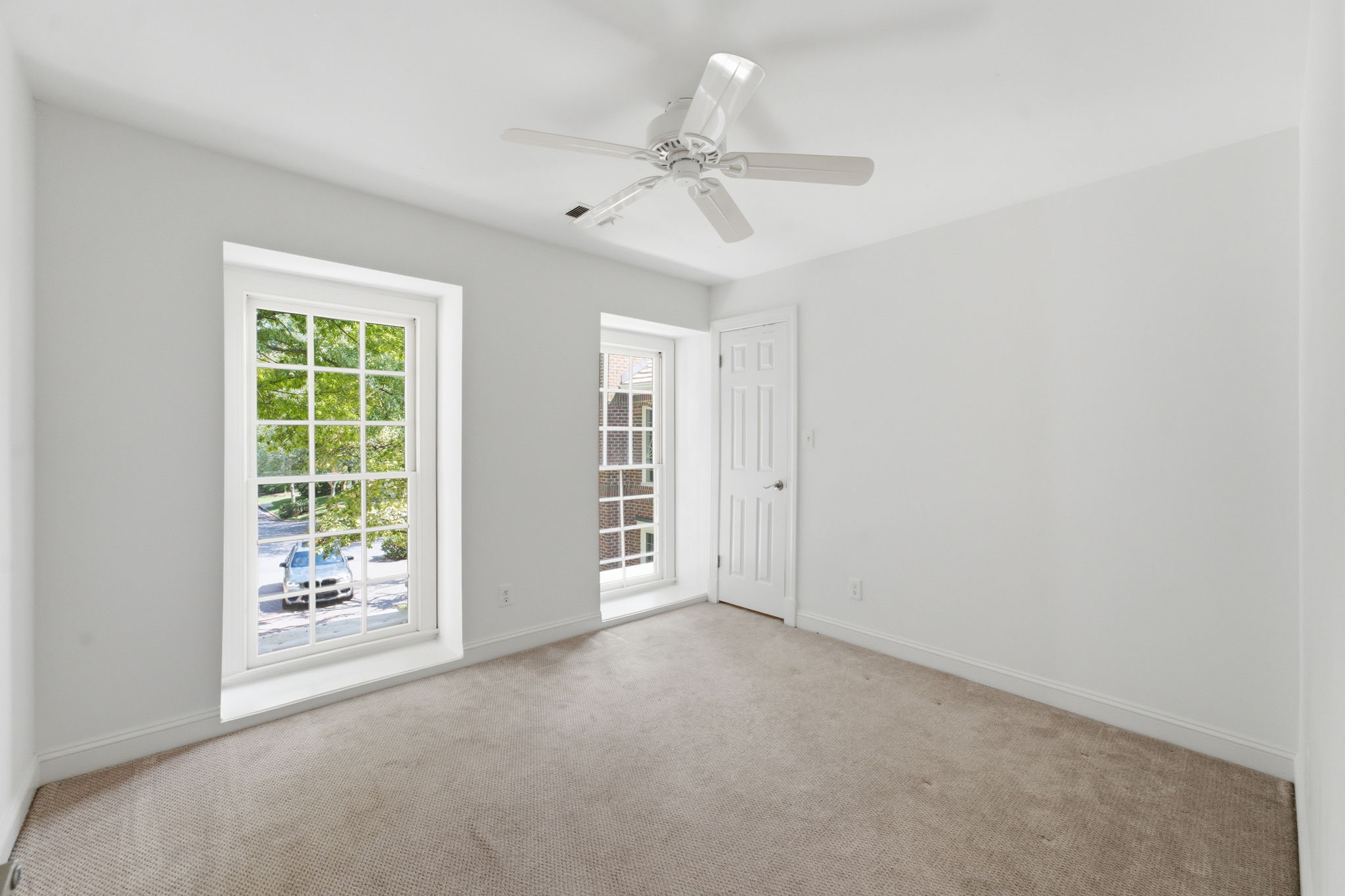  Photo 60