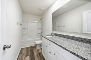  Photo 47