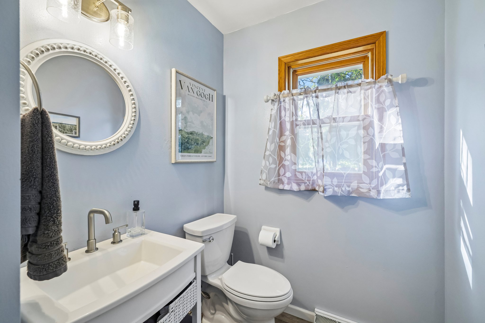 E Oakbrook Cir-S1410-015.jpg