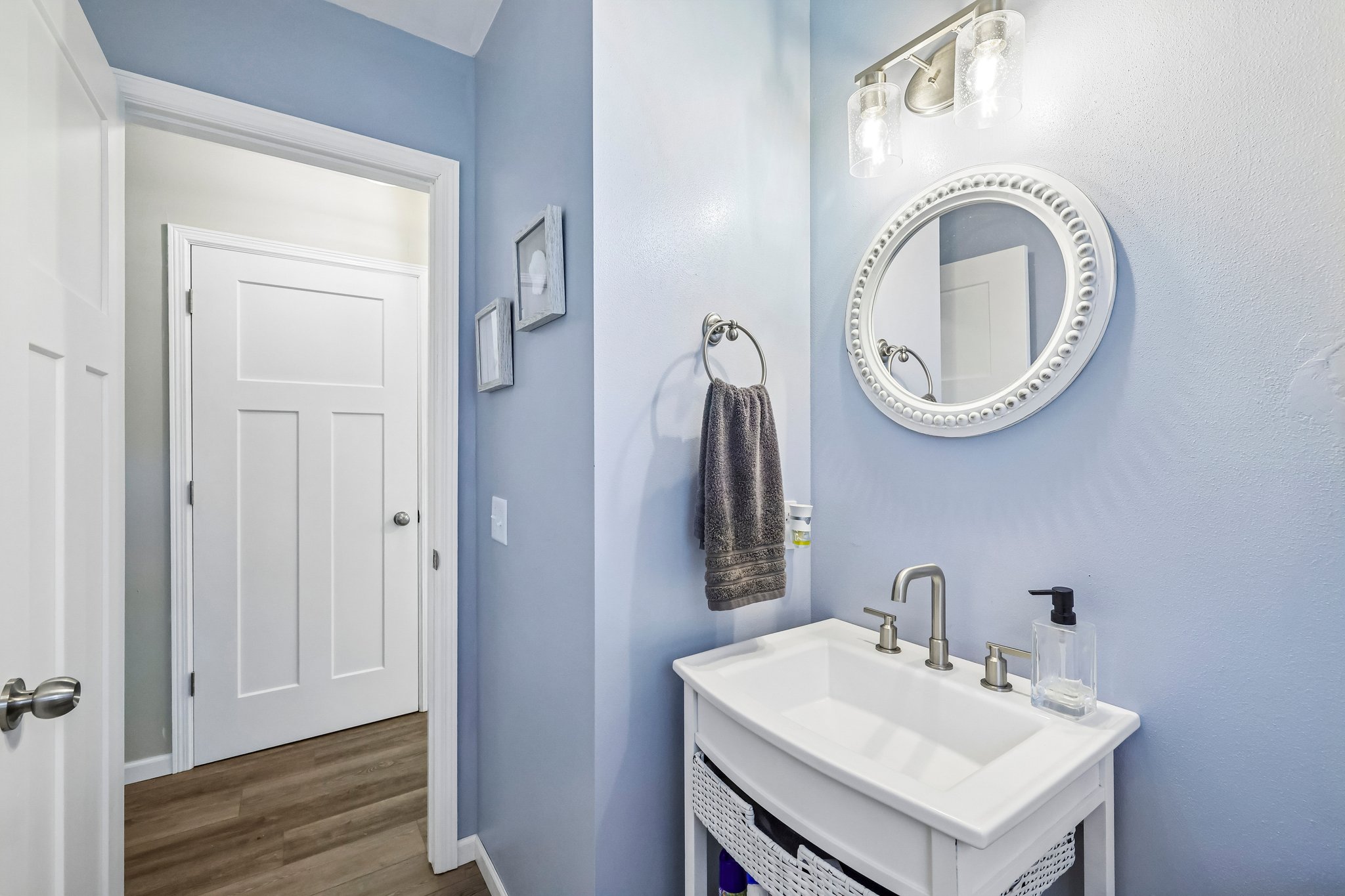 E Oakbrook Cir-S1410-016.jpg