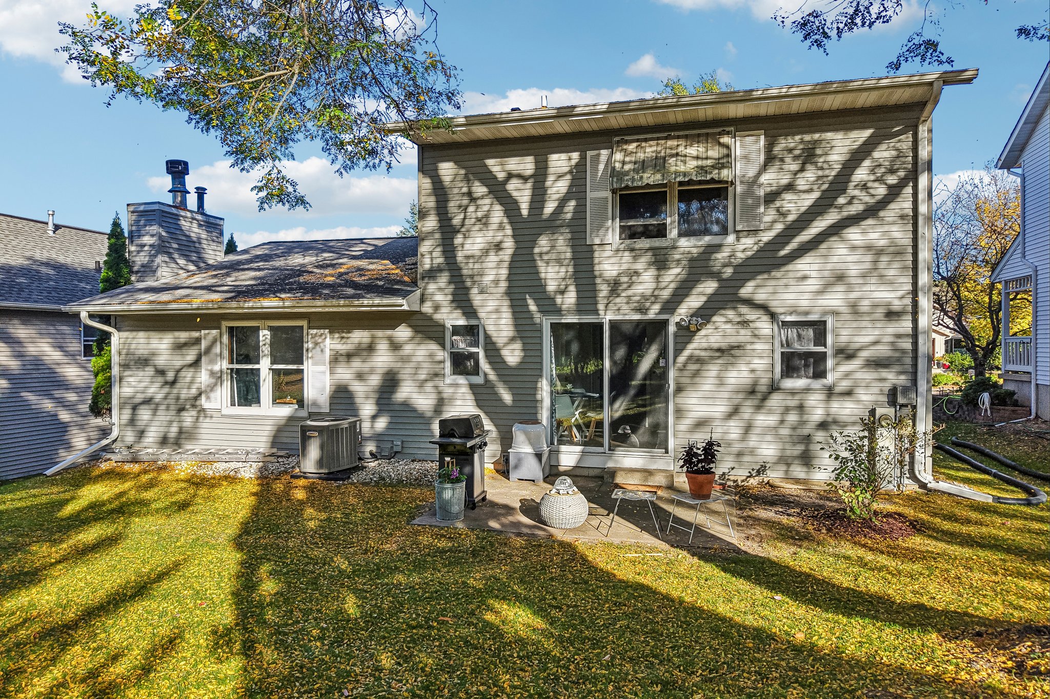 E Oakbrook Cir-S1410-059.jpg