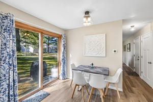 E Oakbrook Cir-S1410-011.jpg