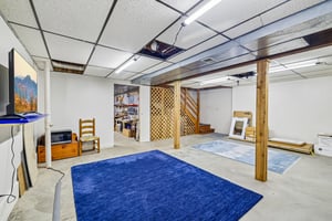 E Oakbrook Cir-S1410-029.jpg