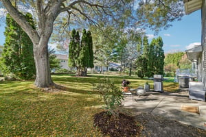 E Oakbrook Cir-S1410-031.jpg