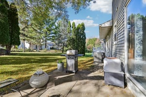 E Oakbrook Cir-S1410-037.jpg