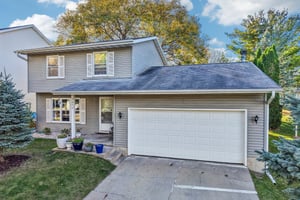E Oakbrook Cir-S1410-041.jpg