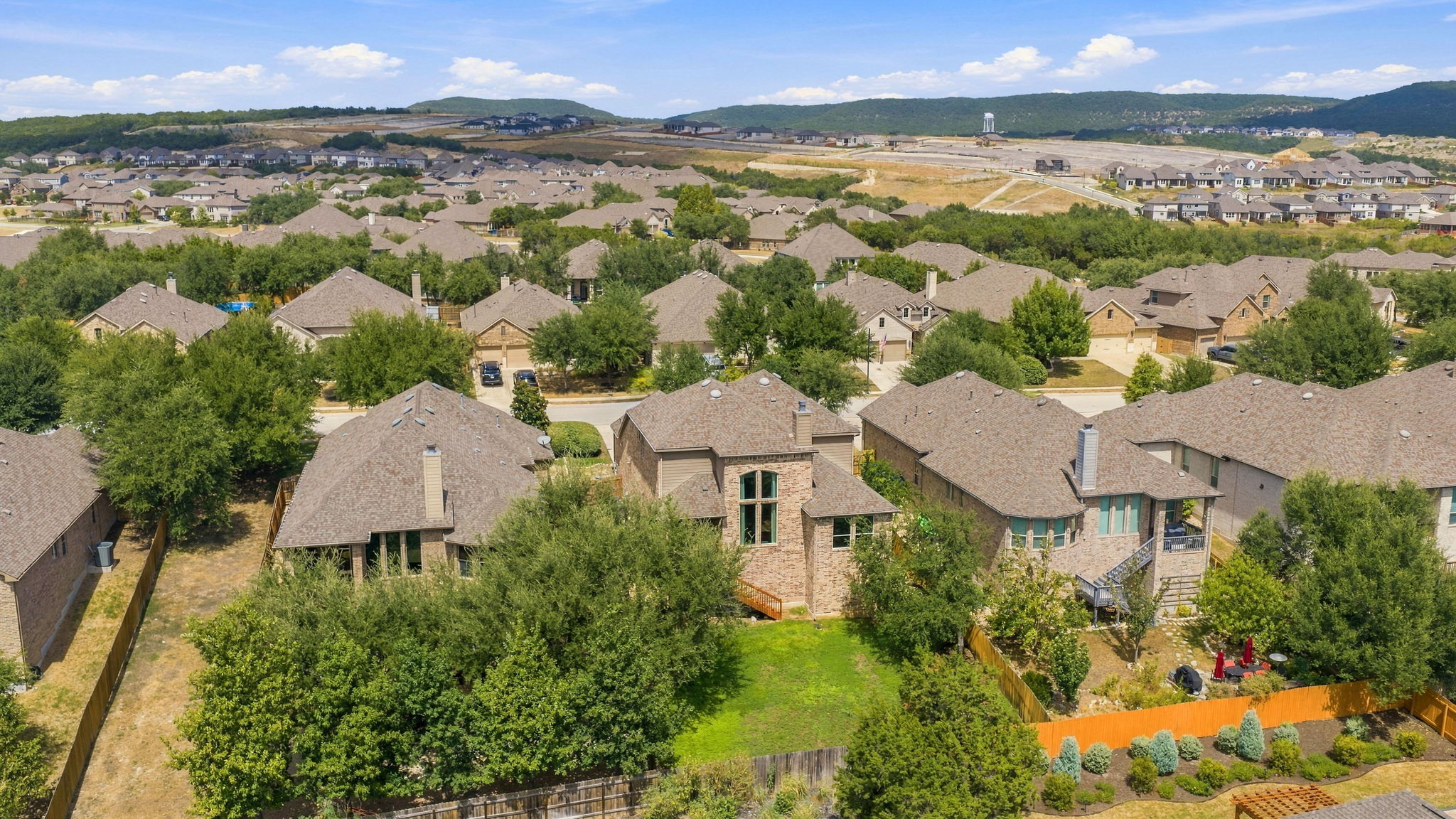  Photo 46