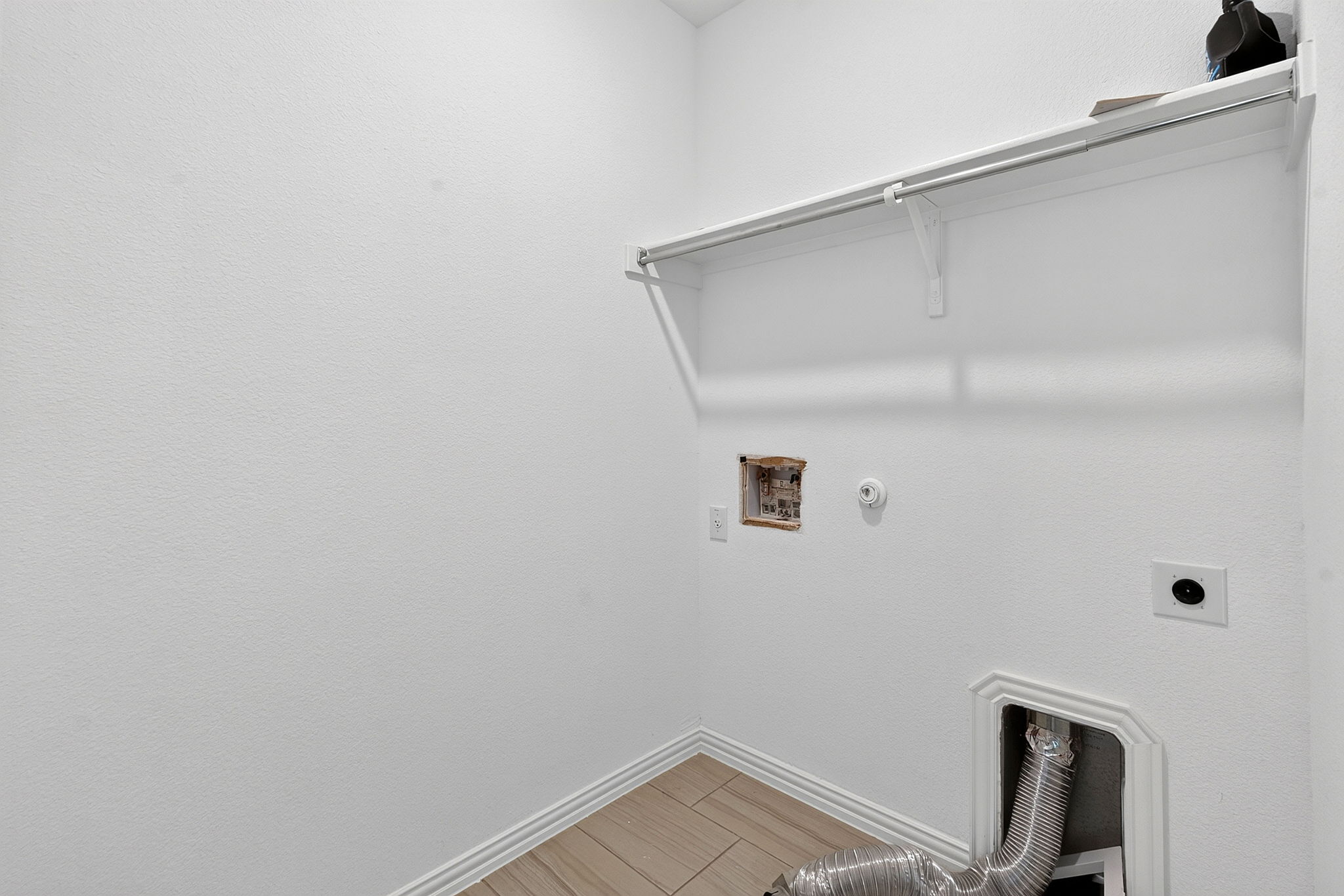  Photo 38
