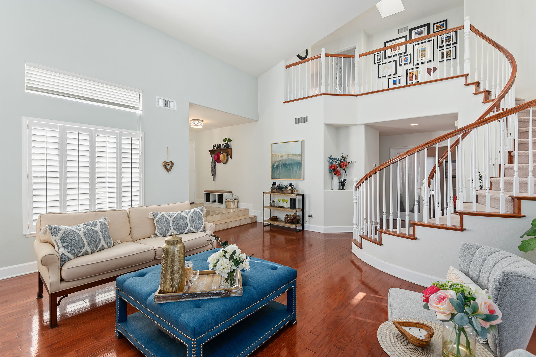 07 - Living Room