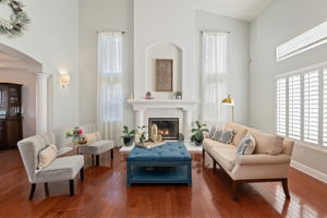 06 - Living Room