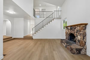 Tamara Dr-S1807-009.jpg