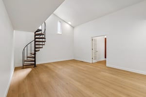 Tamara Dr-S1807-011.jpg