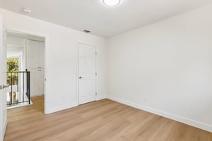 Tamara Dr-S1807-040.jpg
