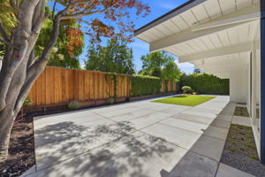 052_F8_782 Holly Oak Dr