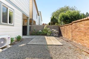  Photo 36