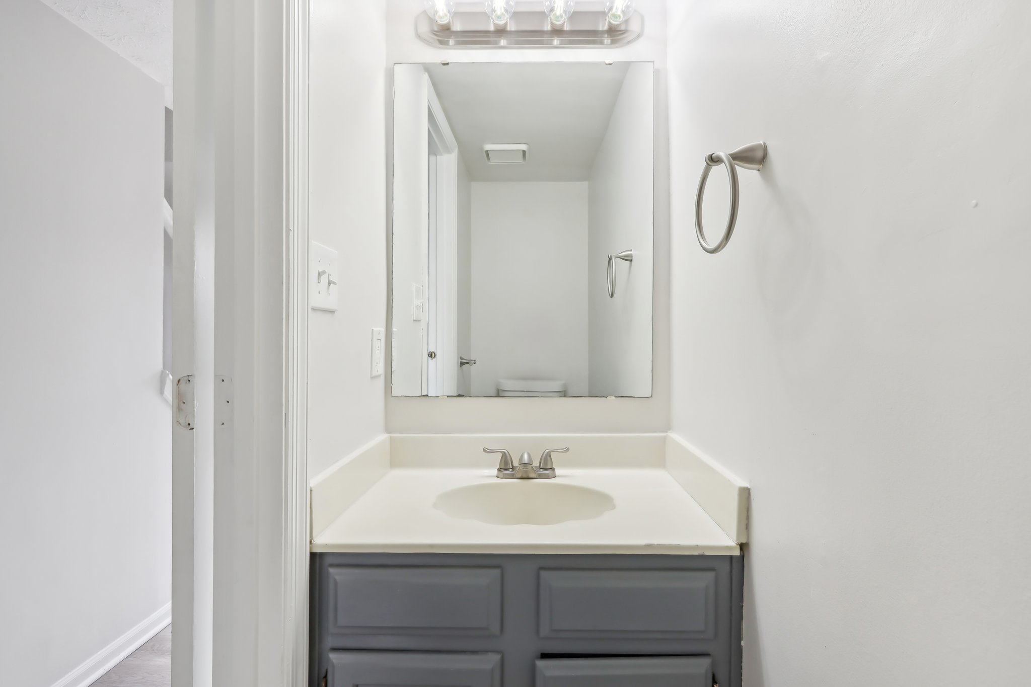 Bryden Dr-028.jpg