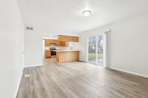 Bryden Dr-005.jpg