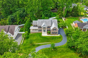 Privacy and Prestige in McLean