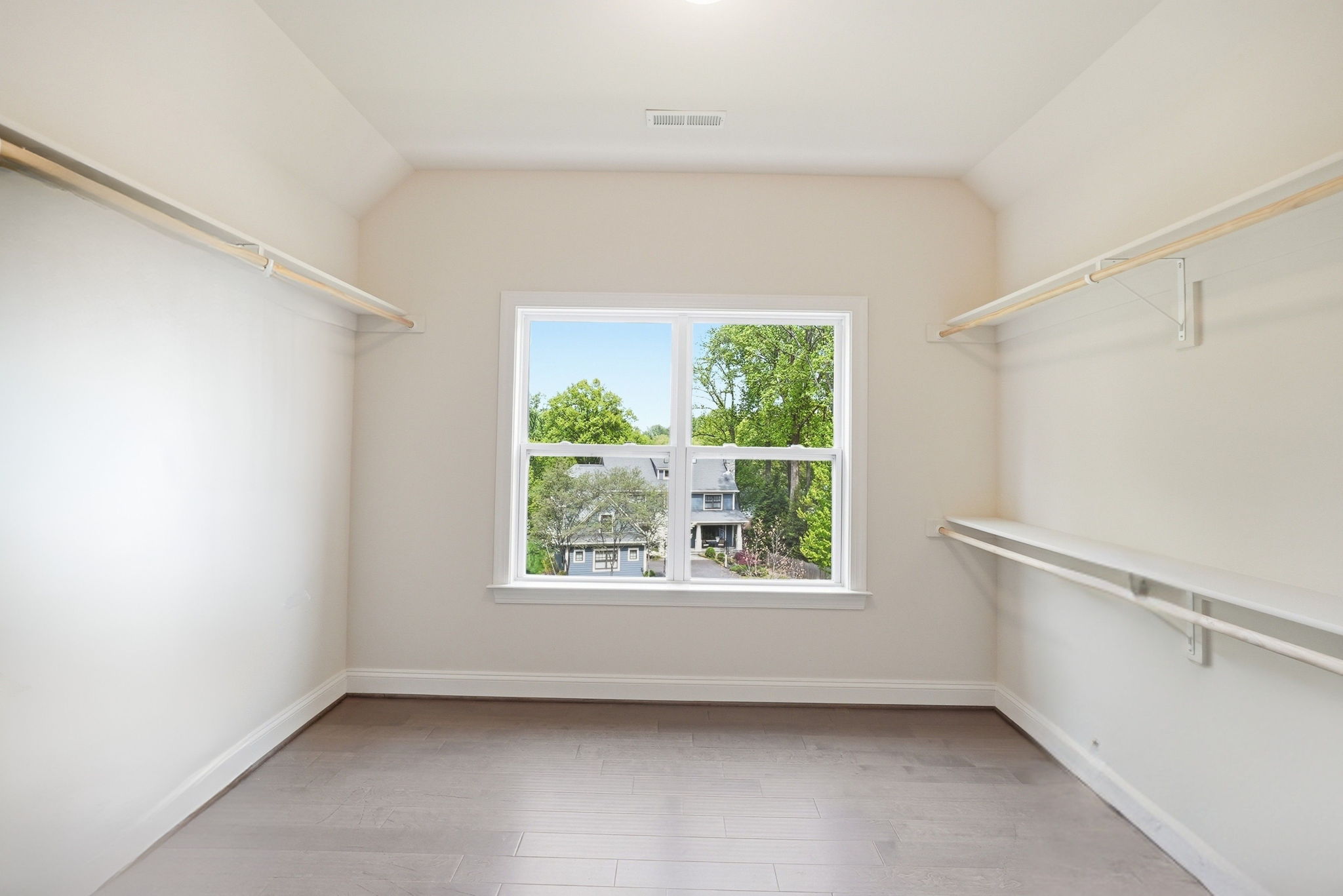 Second part of Walk-in Closest