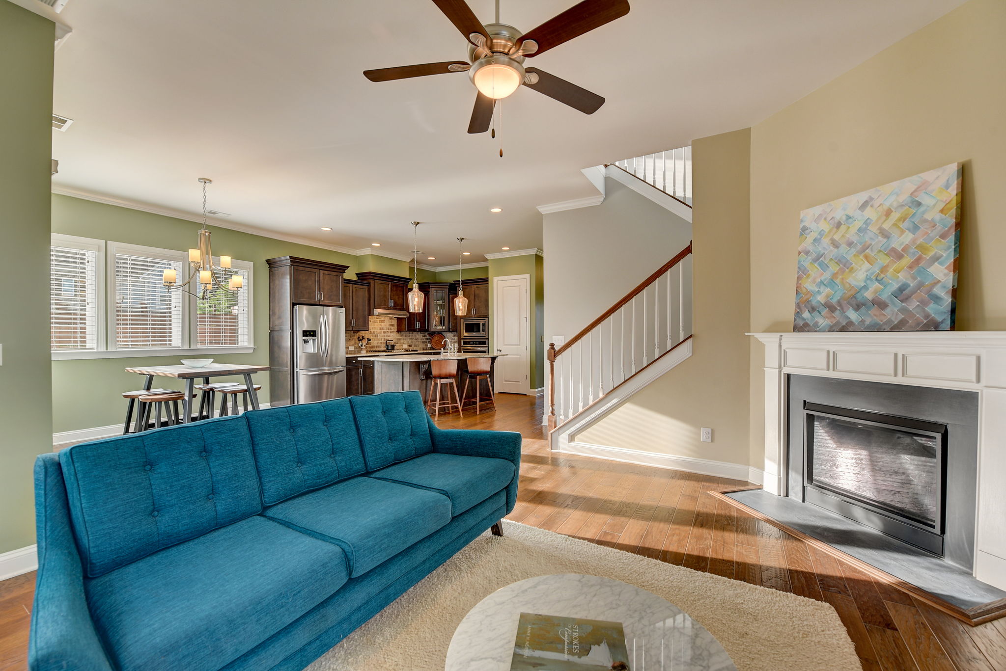 Waverly Walk Ave-009