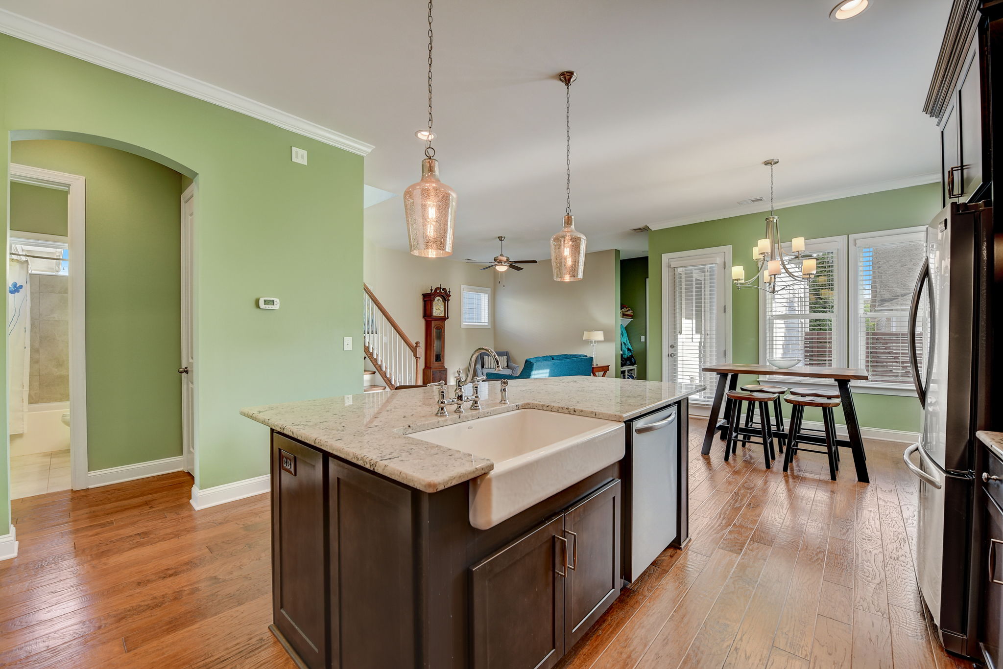 Waverly Walk Ave-015