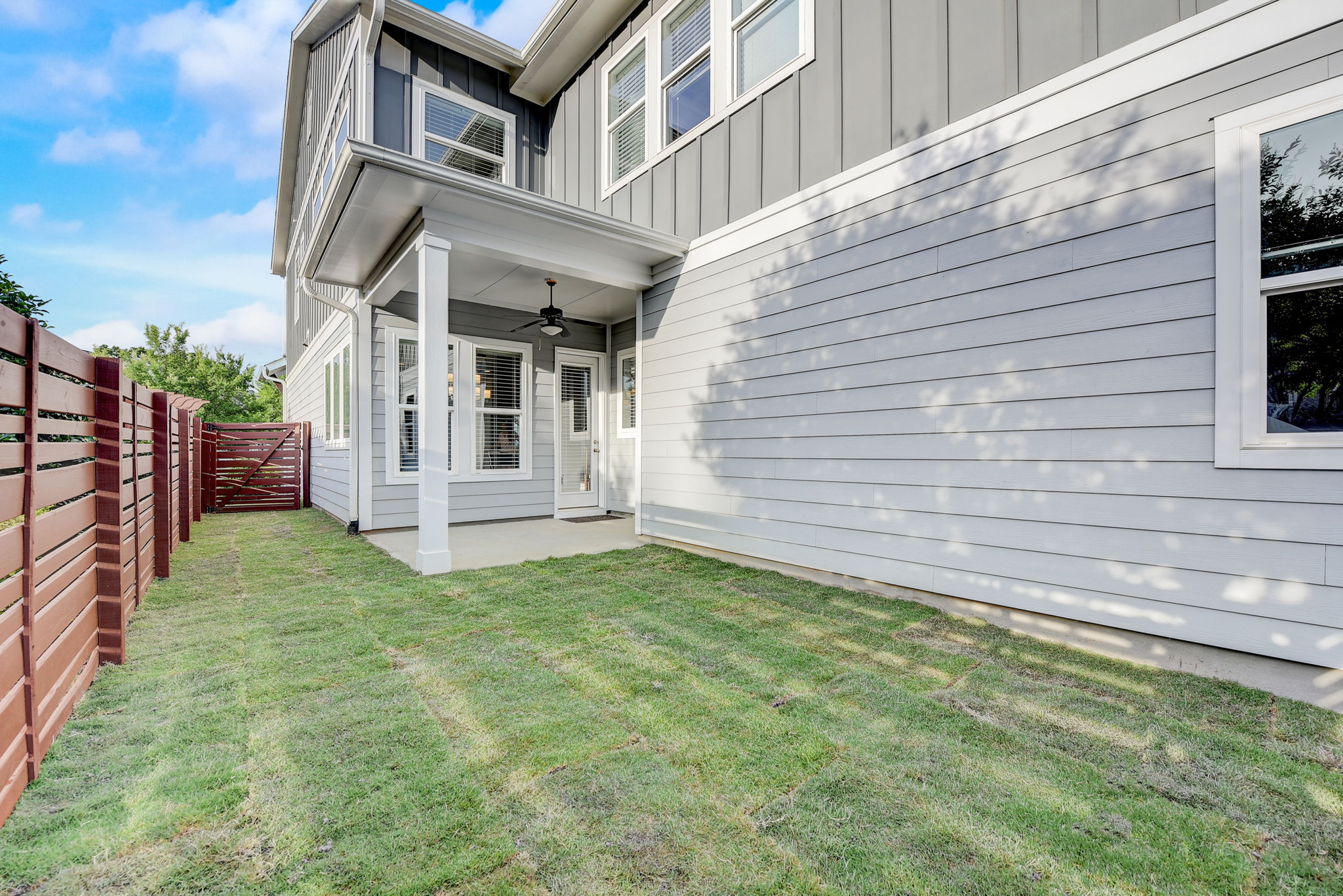 Waverly Walk Ave-041