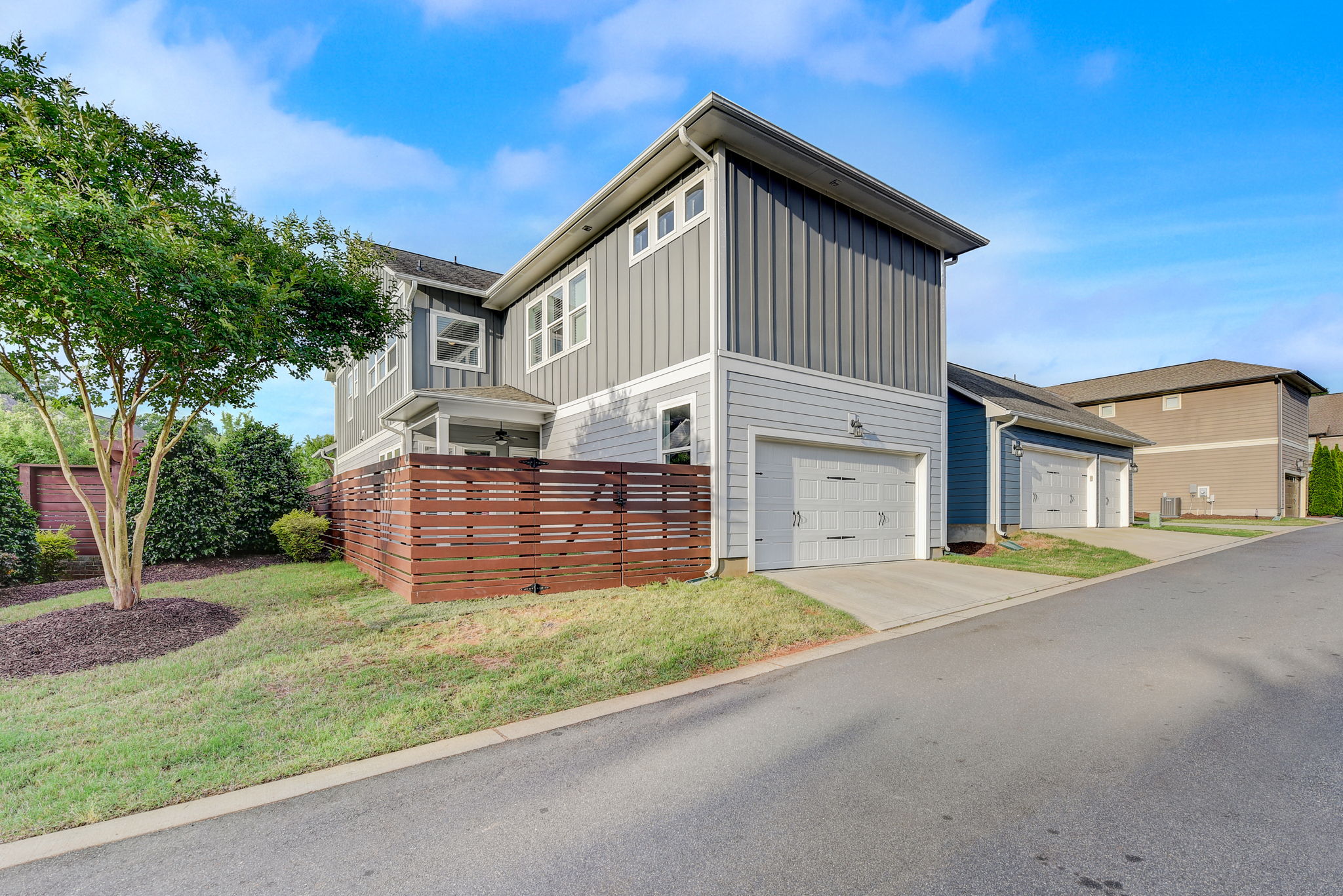 Waverly Walk Ave-042