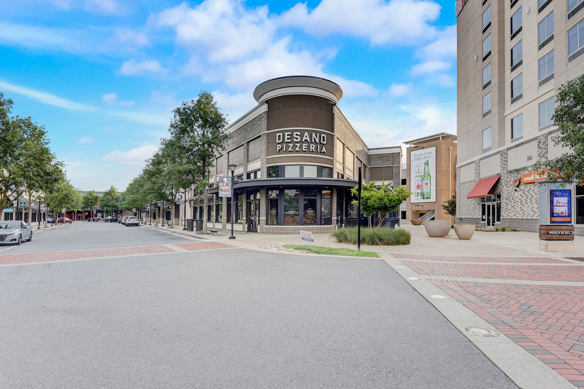 Waverly Walk Ave-050