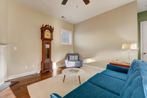 Waverly Walk Ave-007