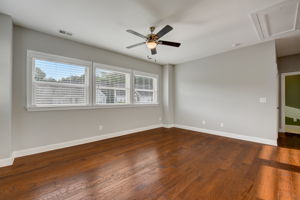 Waverly Walk Ave-027