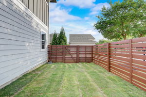 Waverly Walk Ave-039