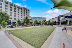 Waverly Walk Ave-046