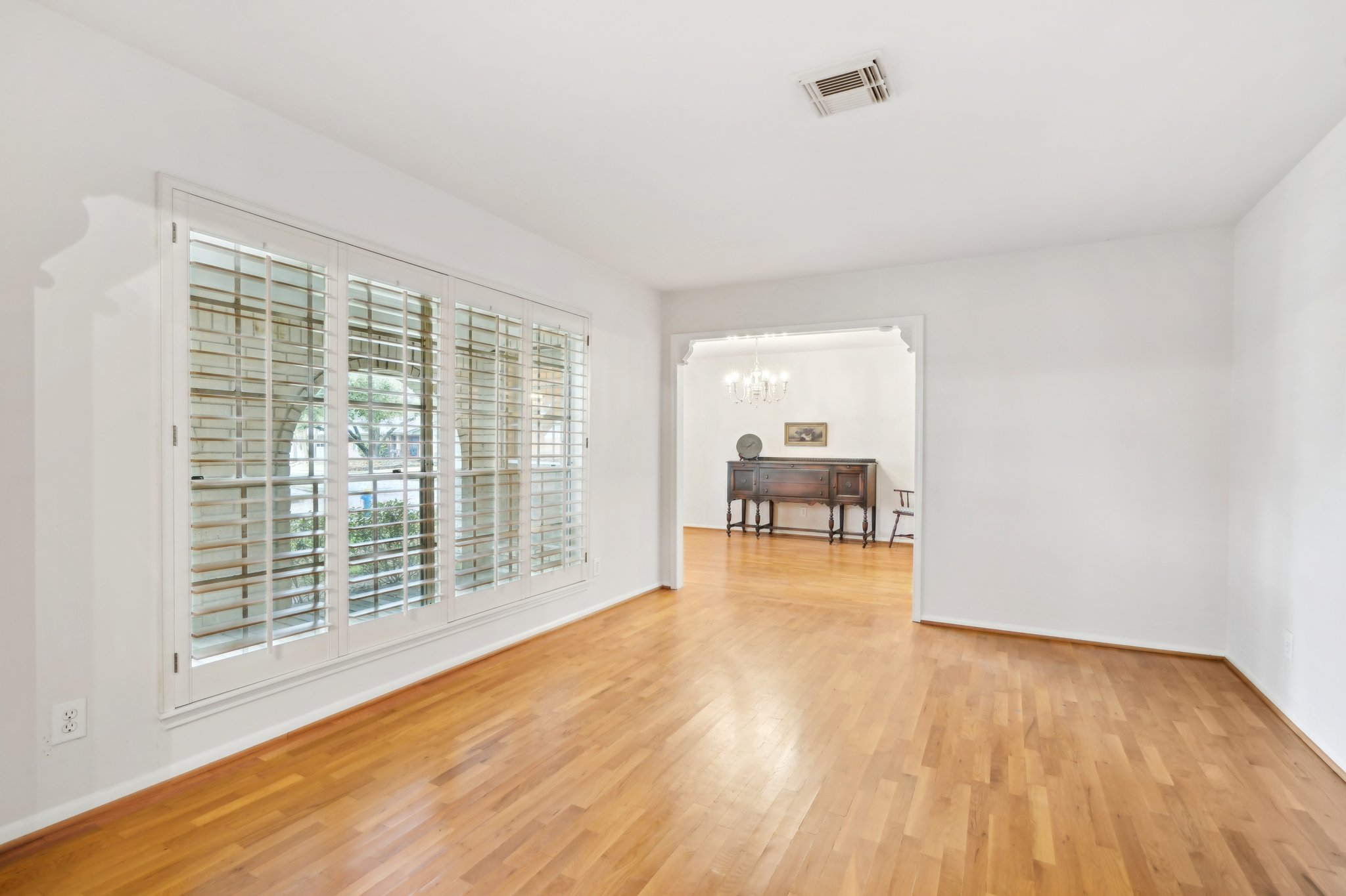 Del Rey Ln-025.jpg